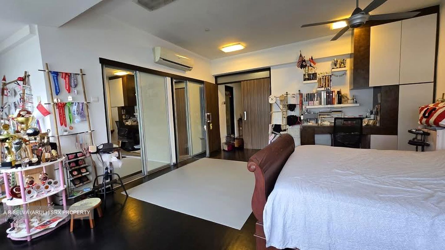 Lakepoint Condominium (D22), Condominium #532307111
